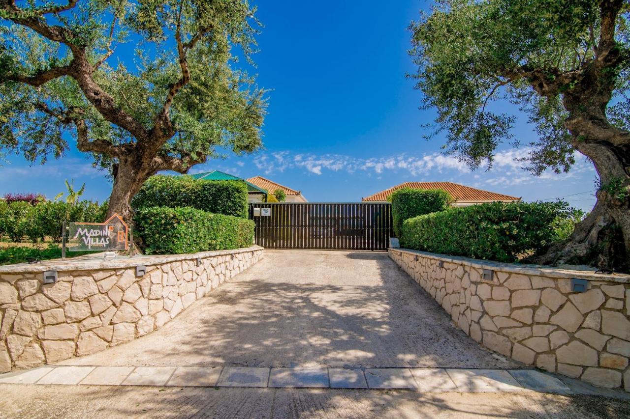 Madini Luxury Villa With Private Heated Pool Vanato Exterior foto